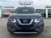 KBB.com 10 Best SUVs Under $25,000. This Nissan Rogue boasts a Regular Unleaded I-4 2.5 L/152 engine... (image 7)