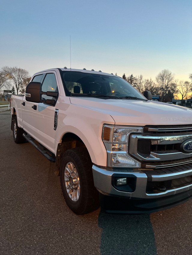2020 Ford F-250 XLT! Immaculate condition! in Cars & Trucks in Edmonton - Image 3