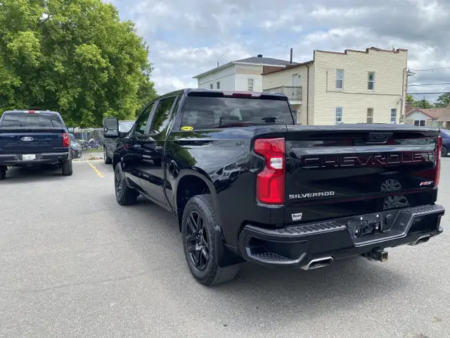 2022 Chevrolet Silverado 1500 RST dans Autos et camions dans Cornwall - Image 6