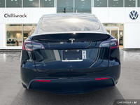 This Tesla Model Y delivers a Electric engine powering this Automatic transmission. Window Grid Ante... (image 3)