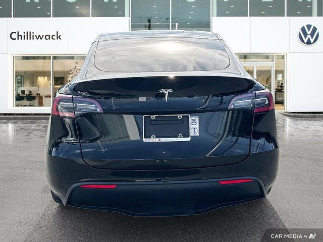 2021 Tesla Model Y in Cars & Trucks in Chilliwack - Image 4