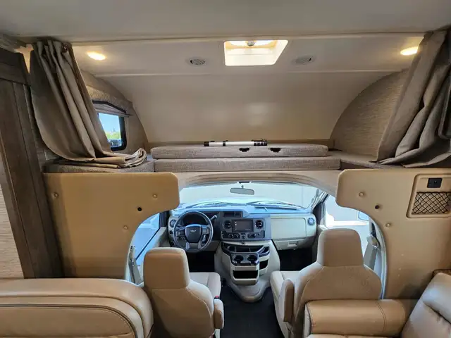 2022 Thor Chateau 31WV in RVs & Motorhomes in Moncton - Image 6