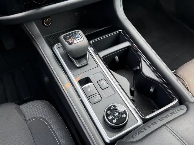 2022 Nissan Pathfinder S in Cars & Trucks in Oshawa / Durham Region - Image 23