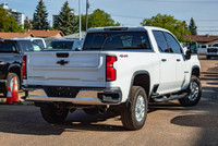 // ACCIDENT FREE!! // // SINGLE OWNER! // - Front Buckets seats - Leather - Heated seats / Cooled se... (image 4)