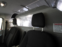 2015 FORD TRANSIT T-150 130" CRÉDIT-BAIL DISPONIBLE 2015 FORD TRANSIT T-150 130" Low Rf 8600 GVWR SW... (image 7)