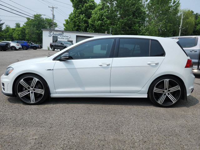 2016 Volkswagen Golf R GOLF R, 6SPD!, NAV, LEATHER, HEATED SEATS in Cars & Trucks in Ottawa - Image 4