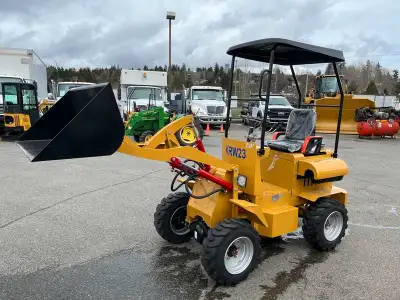 2024 AGT Industrial KRW23 Mini Loader 739CC Gas Engine,4x4 estimated 600 pound lifting capacity, yel...