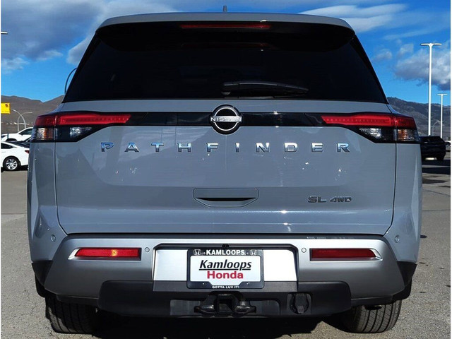  2022 Nissan Pathfinder SL - CLAIM FREE | ONE OWNER | REMOTE STA in Cars & Trucks in Kamloops - Image 4