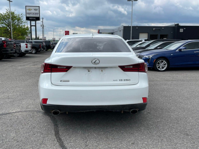 2015 Lexus IS 250 in Cars & Trucks in Oakville / Halton Region - Image 4