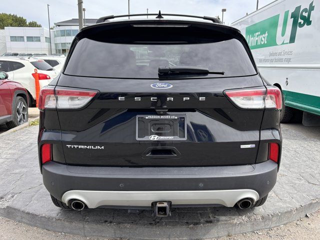 2020 Ford Escape Titanium AWD | Hitch | Cross Rails | Leather in Cars & Trucks in Calgary - Image 4