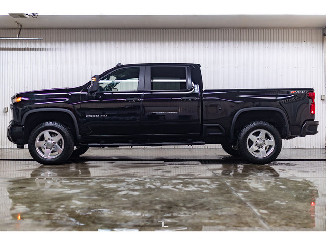 2024 Chevrolet SILVERADO 2500HD 4x4 Crew Cab Custom Diesel PSeat in Cars & Trucks in Grande Prairie - Image 3