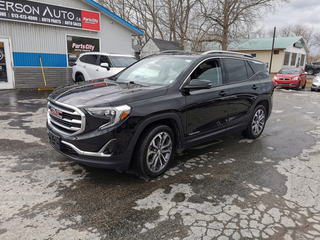 2020 GMC Terrain SLT in Cars & Trucks in Belleville
