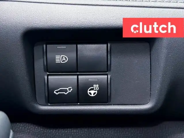 2024 Toyota Highlander Hybrid XLE AWD w/ Apple CarPlay, Heated F in Cars & Trucks in Ottawa - Image 25