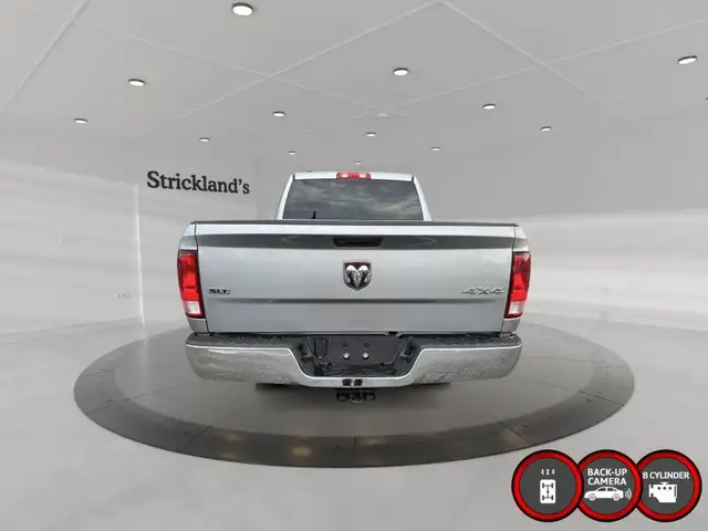 2023 RAM RAM 1500 CLASSIC CREW CAB 4X4 (DS) SLT CLASSIC CREW dans Autos et camions dans Stratford - Image 5