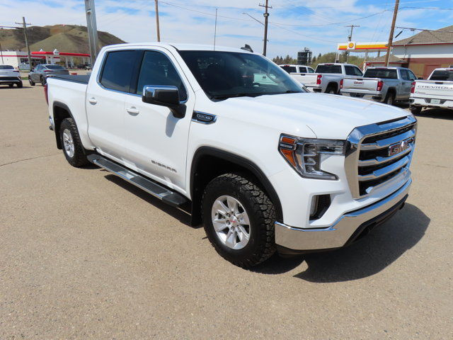 2022 GMC Sierra 1500 Limited SLE 5.3L 4x4, in Cars & Trucks in Regina - Image 2