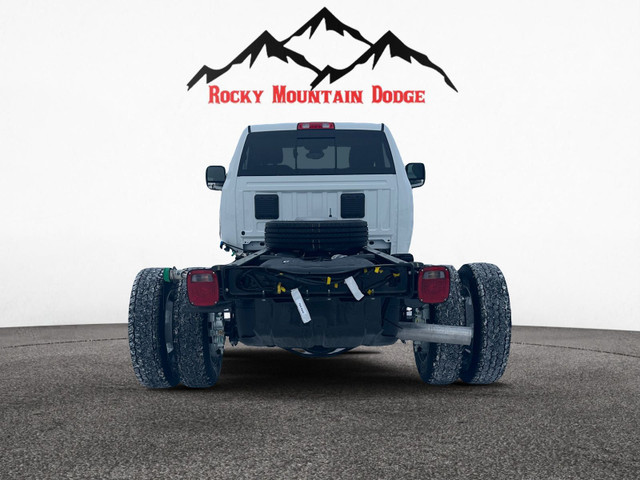 2024 RAM  5500 REGULAR CAB  SLT  DIESEL CAB CHASSIS in Cars & Trucks in Red Deer - Image 4