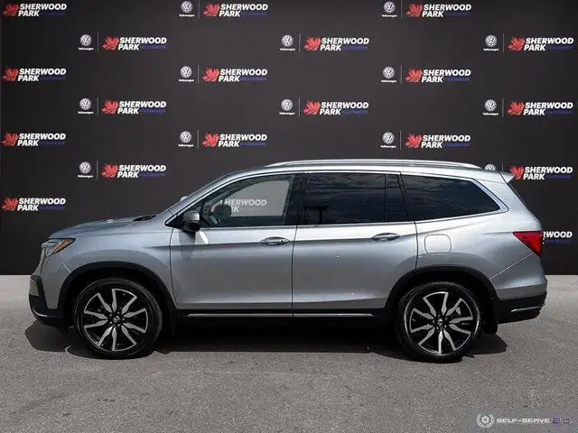 2020 Honda Pilot Touring 7-Passenger | HEATED & COOLED SEATS in Cars & Trucks in Strathcona County - Image 3