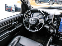 Diamond Black Crystal Pearlcoat 2023 Ram 1500 8-Speed Automatic HEMI 5.7L V8 VVT10 Speakers, Apple C... (image 5)