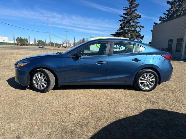 2018 Mazda Mazda3 in Cars & Trucks in Edmonton - Image 4
