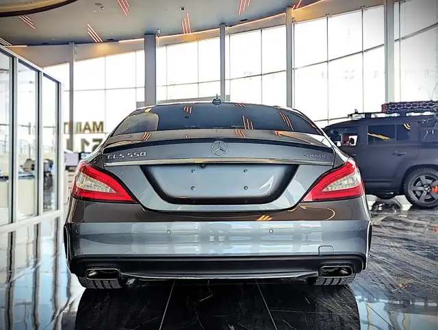 2017 Mercedes-Benz CLS-Class CLS550 4MATIC in Cars & Trucks in City of Montréal - Image 7