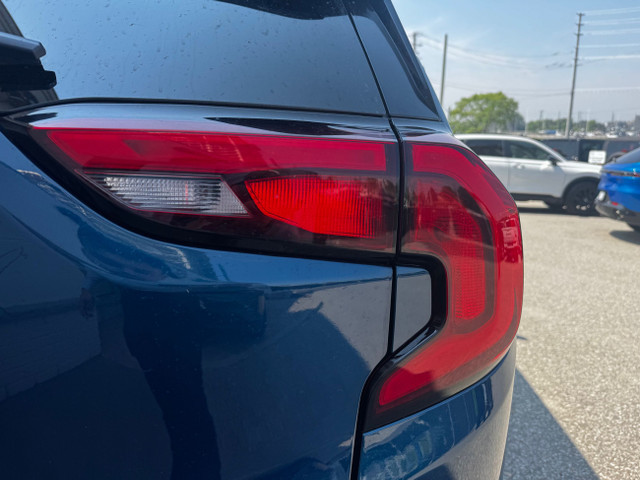 2021 GMC Terrain SLE in Cars & Trucks in Markham / York Region - Image 3