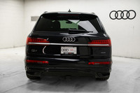 Locally owned & serviced 7 passenger SUV! This Carfax 1 owner local 2021 Audi Q7 with Quattro All-Wh... (image 6)