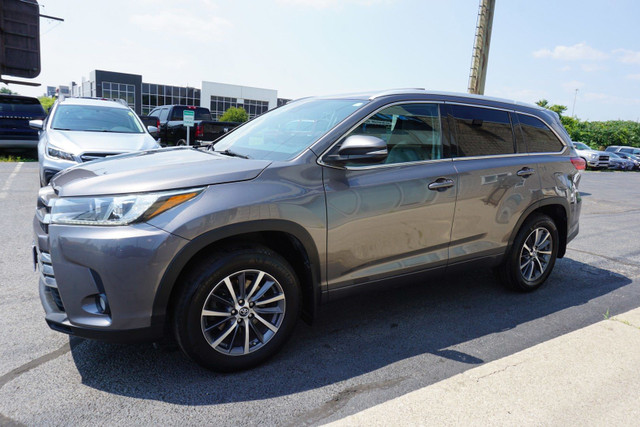 2018 Toyota Highlander in Cars & Trucks in Oakville / Halton Region - Image 3