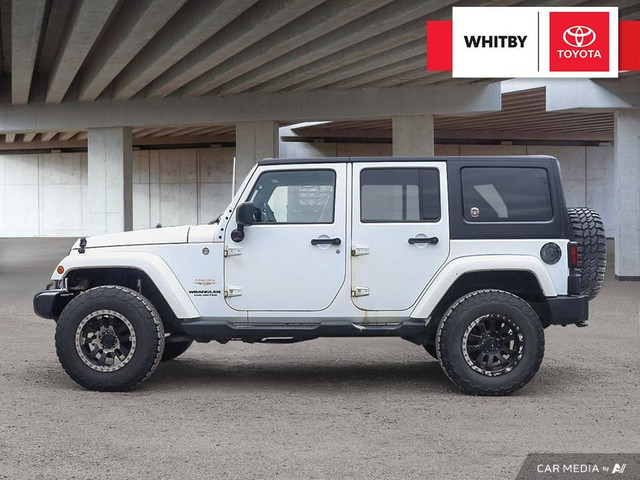 2015 Jeep Wrangler Unlimited Sahara AWD 3.6L / Leather / GPS Nav in Cars & Trucks in Oshawa / Durham Region - Image 3