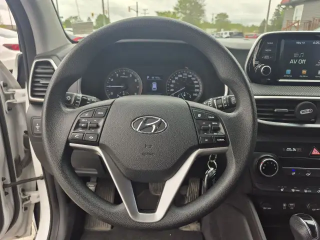 2019 Hyundai Tucson Essential AWD w/Safety Package in Cars & Trucks in London - Image 17