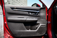 Sunroof, Power Liftgate, Heated Seats, Heated Steering Wheel, Apple CarPlay! 6 LOCATIONS KINGSTON -... (image 9)
