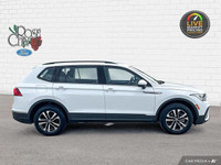 - PREVIOUS DAILY RENTAL - - ACCIDENT FREE - HEATED CLOTH SEATS - APPLE CAR PALY & ANDROID AUTO - PED... (image 6)