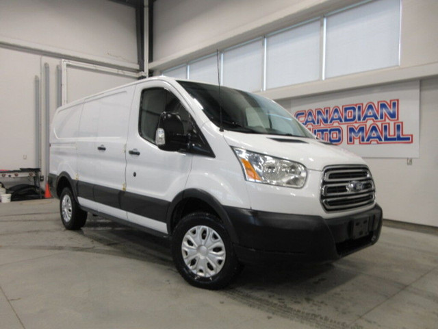  2015 Ford Transit Cargo Van T-250 LOW ROOF, 3.5L ECOBOOST, A/C, in Cars & Trucks in Ottawa