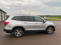 2016 HONDA PILOT EX-L AWD BACK-UP CAMERA $125 Weekly Tax in 3.5L 6CYL GASOLINE FUEL ALL WHEEL DRIVE... (image 7)