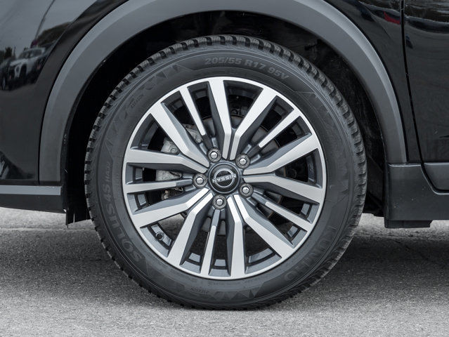 2024 Nissan Kicks SV |Clean Carfax | Heated Seats in Cars & Trucks in Hamilton - Image 4