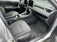WE CAN GET YOU APPROVED ON THIS 2023 TOYOTA RAV4 LE 4X4 TODAY FEATURED OPTIONS -Heated seats -Lane k... (image 8)