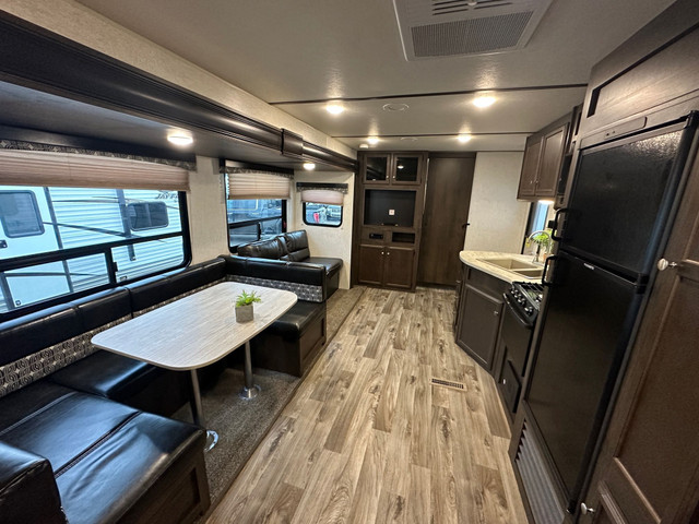 2019 Autumn Ridge 27BHS Bunk House - From $131.64 Bi Weekly in Travel Trailers & Campers in St. Albert - Image 4
