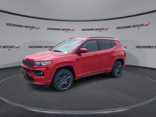 2022 Jeep Compass (RED) Edition in Cars & Trucks in Hamilton - Image 4