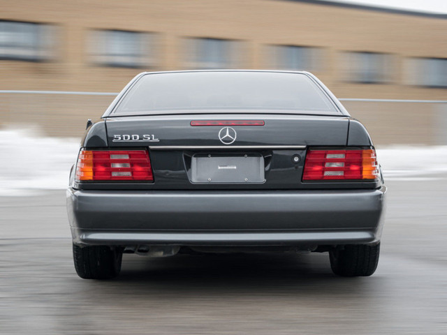 1992 Mercedes-Benz SL-Class 500SL |CONVERTIBLE HARD AND SOFT TOP in Cars & Trucks in City of Toronto - Image 4