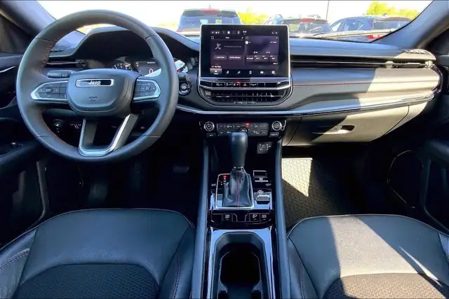 2023 Jeep Compass 4WD TRAILHAWK in Cars & Trucks in Edmonton - Image 16