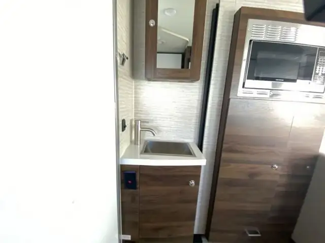 2024 Winnebago View 24J in RVs & Motorhomes in Abbotsford - Image 22