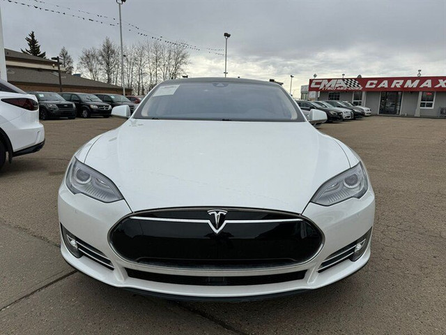 2015 Tesla Model S 85D in Cars & Trucks in Edmonton - Image 2