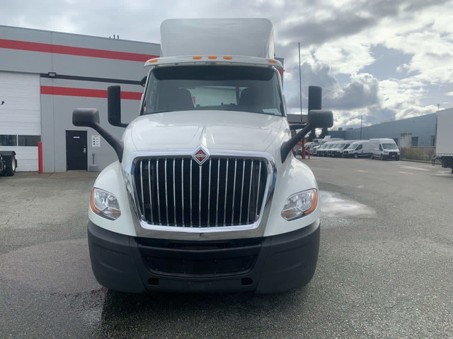 2020 International LT625 Day Cab *6% Dep Match* in Heavy Trucks in Delta/Surrey/Langley - Image 2