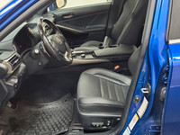 Highlighted Vehicle Features: AIR CONDITIONING, SIMULATED LEATHER, ADJUSTABLE STEERING WHEEL, 2 SET... (image 7)
