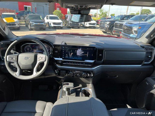 2025 Chevrolet Silverado 1500 RST 4WD Crew Cab | Dark in Cars & Trucks in Strathcona County - Image 4
