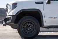 Take on any adventure with our 2023 GMC Sierra 1500 AT4X. Built for the bold, this truck features a... (image 8)