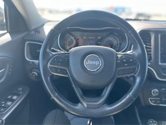 2020 Jeep Cherokee in Cars & Trucks in Winnipeg - Image 10