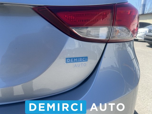 2015 Hyundai Elantra **JAMAIS ACCIDENTEE**SAAQ CERTIFIEE**GL**SI in Cars & Trucks in Laval / North Shore - Image 3