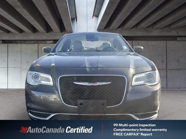 2022 Chrysler 300 300 Touring | 3.6L | 8.4-Inch Display in Cars & Trucks in Tricities/Pitt/Maple - Image 2