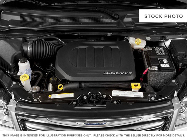 2014 Chrysler Town & Country in Cars & Trucks in Red Deer - Image 3