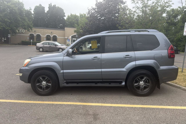 2006 Lexus GX 470 in Cars & Trucks in City of Toronto - Image 2
